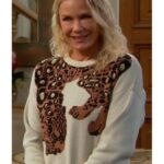 Bold-and-the-Beautiful-Brooke-Loganq-Leopard-Graphic-Sweater