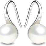 The Four Seasons S02 Tina Fey Catskills Earrings